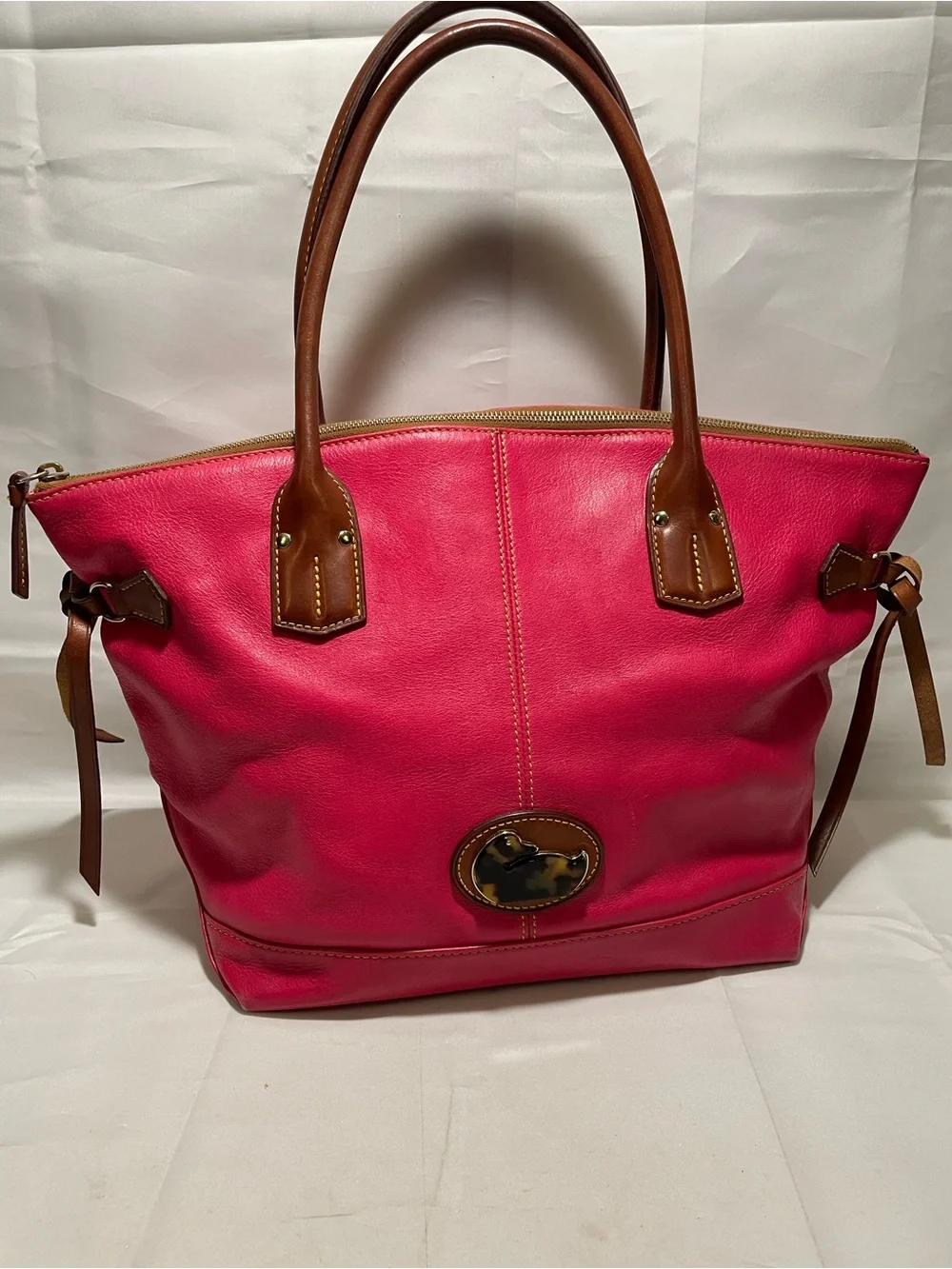 Dooney & Bourke 